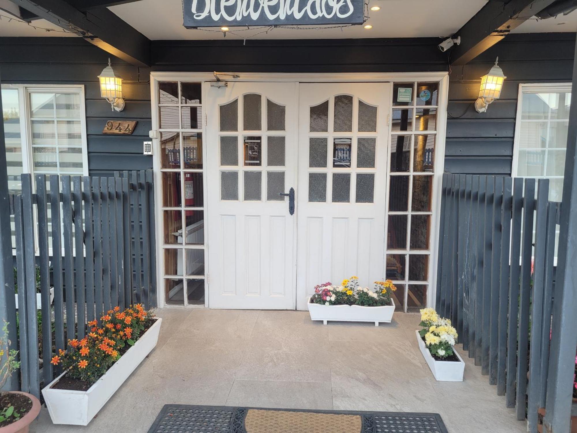 Hotel Puerta Del Lago Puerto Varas Ngoại thất bức ảnh